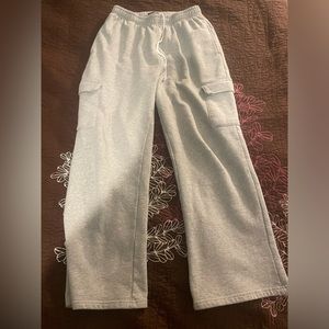 Brandy Melville Anastasia Cargo Sweatpants